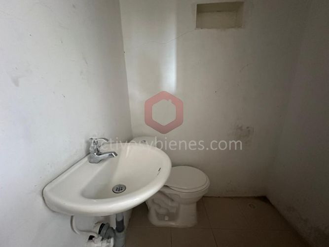 Edificio en venta en Cabecera San Antonio De Prado, Medellín, 315 m² · foto 9 de 12