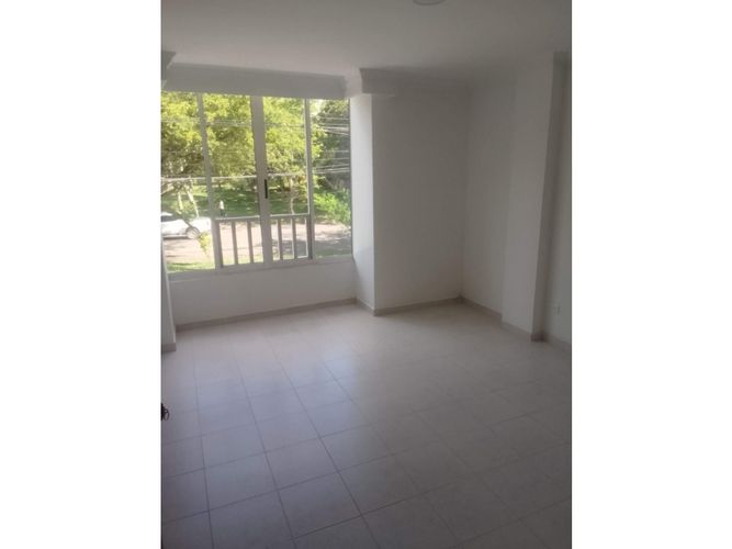 Edificio en venta en El Ingenio, Cali, 270 m² · foto 2 de 24