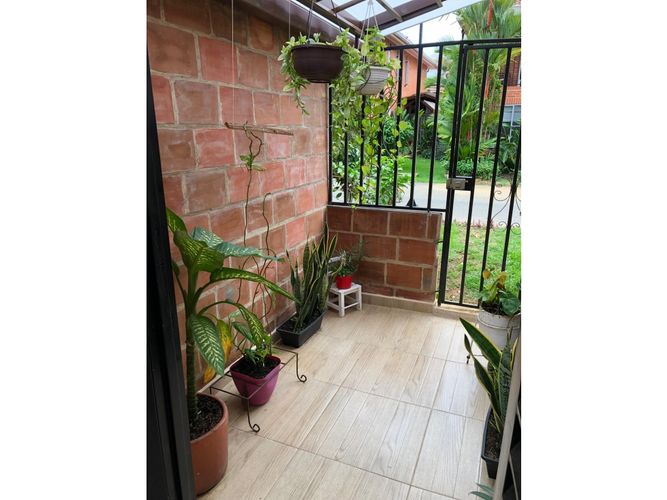 Casa de 4 alcobas en venta en El Castillo, Jamundí, 225 m² · foto 24 de 24