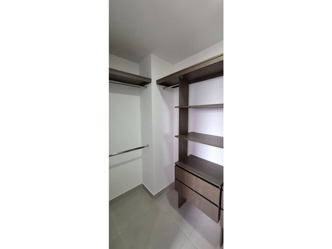 Apartamento de 3 alcobas en venta en Valle Del Lili, Cali, 88 m² · foto 10 de 17