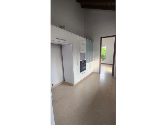 Casa de 4 alcobas en venta en La Morada, Jamundí, 300 m² · foto 8 de 24