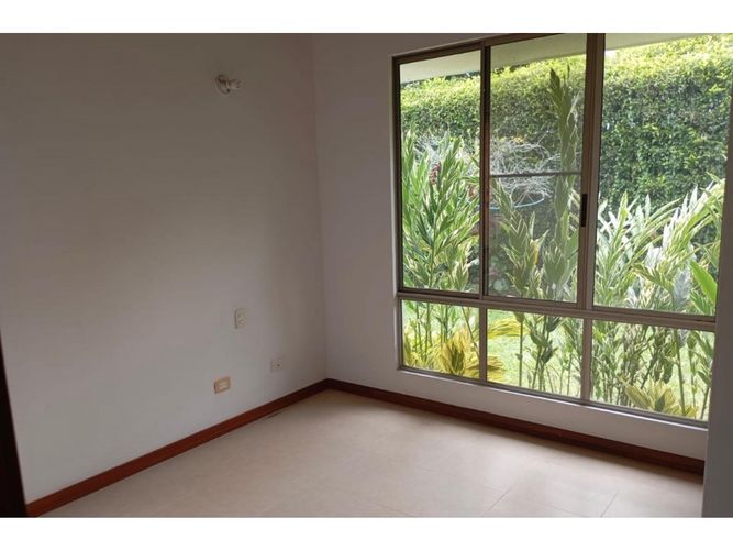 Casa de 4 alcobas en venta en La Morada, Jamundí, 300 m² · foto 18 de 24