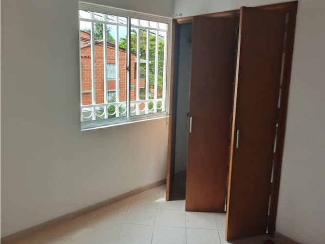 Apartamento de 4 alcobas en venta en La Ferreira, Itagüí, 120 m² · foto 11 de 13