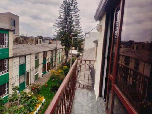 Casa en venta en Villas De Granada, Bogotá · foto 8 de 24