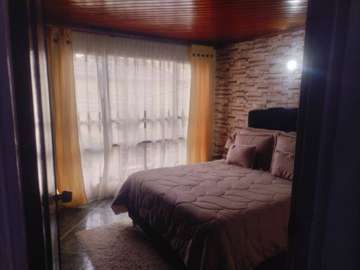 Casa en venta en Villas De Granada, Bogotá · foto 18 de 24