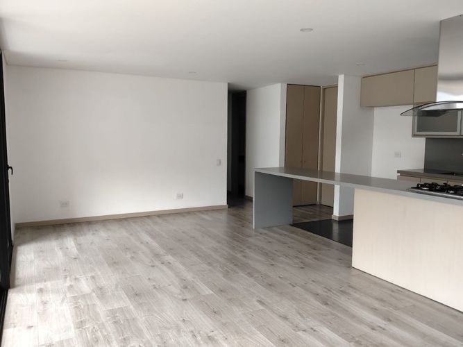 Apartamento de 2 alcobas en arriendo en El Poblado, Medellín, 108 m² · foto 9 de 20