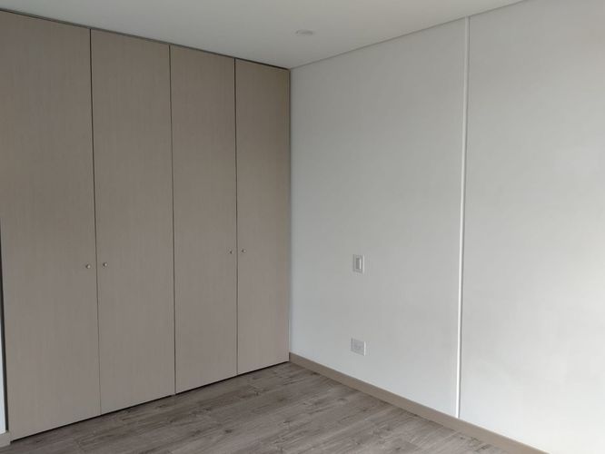Apartamento de 2 alcobas en arriendo en El Poblado, Medellín, 108 m² · foto 13 de 20