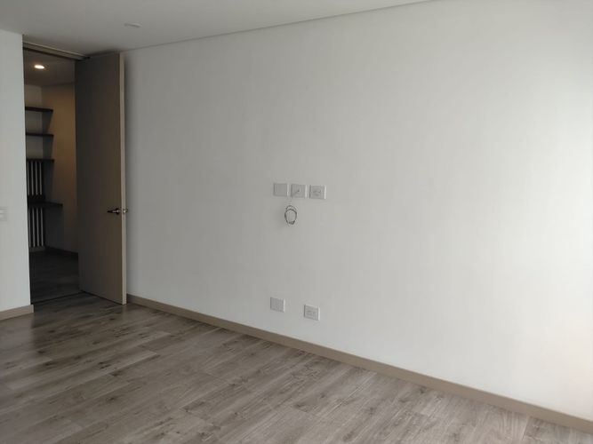 Apartamento de 2 alcobas en arriendo en El Poblado, Medellín, 108 m² · foto 15 de 20