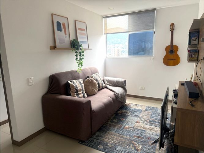 Apartamento de 2 alcobas en venta en Maria Auxiliadora, Sabaneta, 70 m² · foto 5 de 8