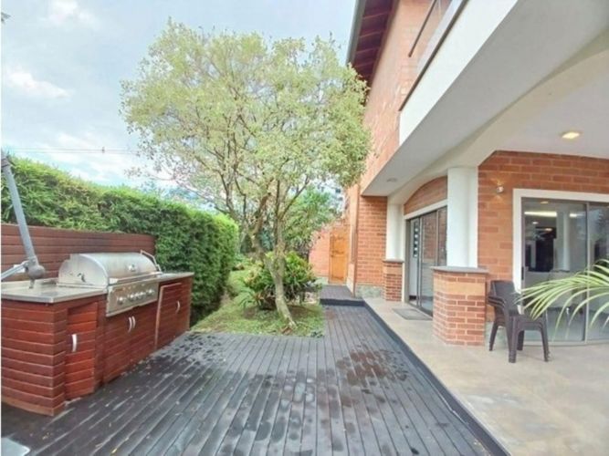 Casa de 4 alcobas en venta en La Doctora, Sabaneta, 350 m² · foto 7 de 21