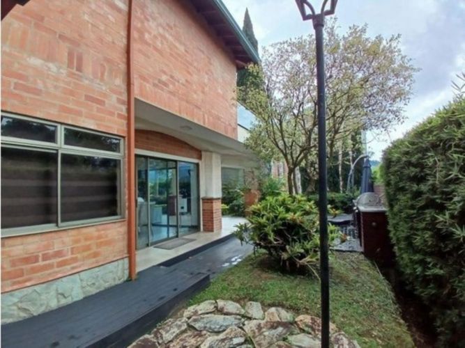 Casa de 4 alcobas en venta en La Doctora, Sabaneta, 350 m² · foto 19 de 21