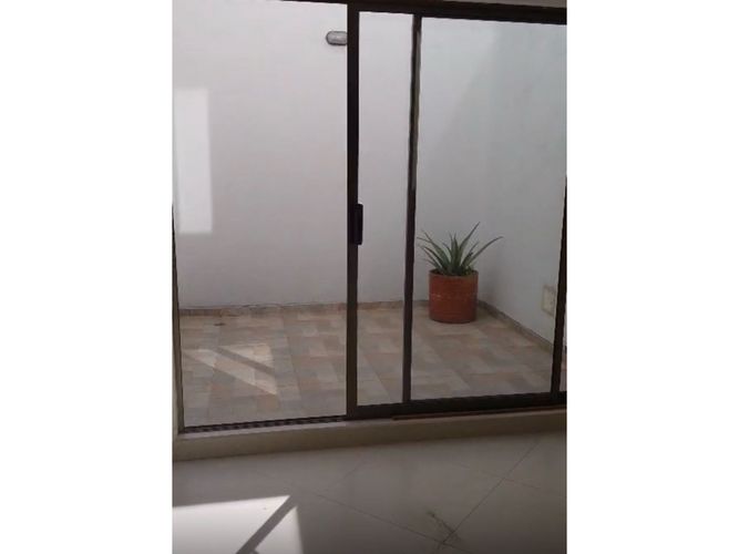 Casa de 4 alcobas en venta en Camino La Floresta, Cota, 220 m² · foto 4 de 11