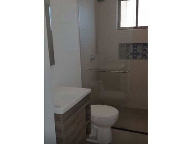 Casa de 4 alcobas en venta en Camino La Floresta, Cota, 220 m² · foto 11 de 11