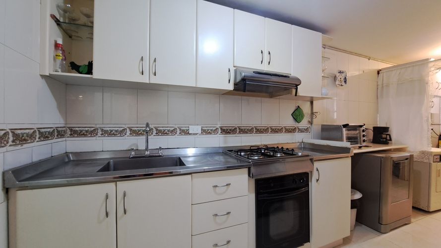 Apartamento de 3 alcobas en venta en Santa Barbara, Bogotá, 125 m² · foto 4 de 24