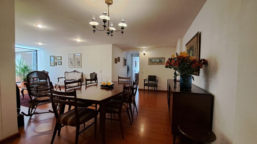 Apartamento de 3 alcobas en venta en Santa Barbara, Bogotá, 125 m² · foto 6 de 24