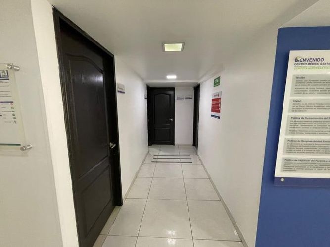 Casa de 14 alcobas en venta en Santa Barbara, Bogotá, 675 m² · foto 11 de 20