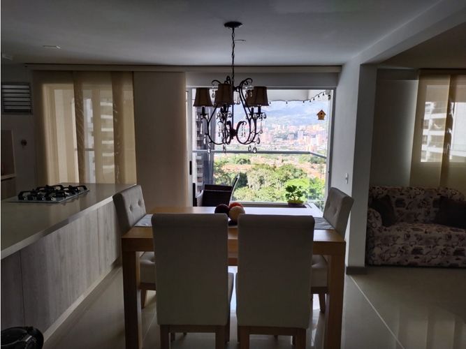 Apartamento en venta en Suramérica, Itagüí · foto 3 de 24