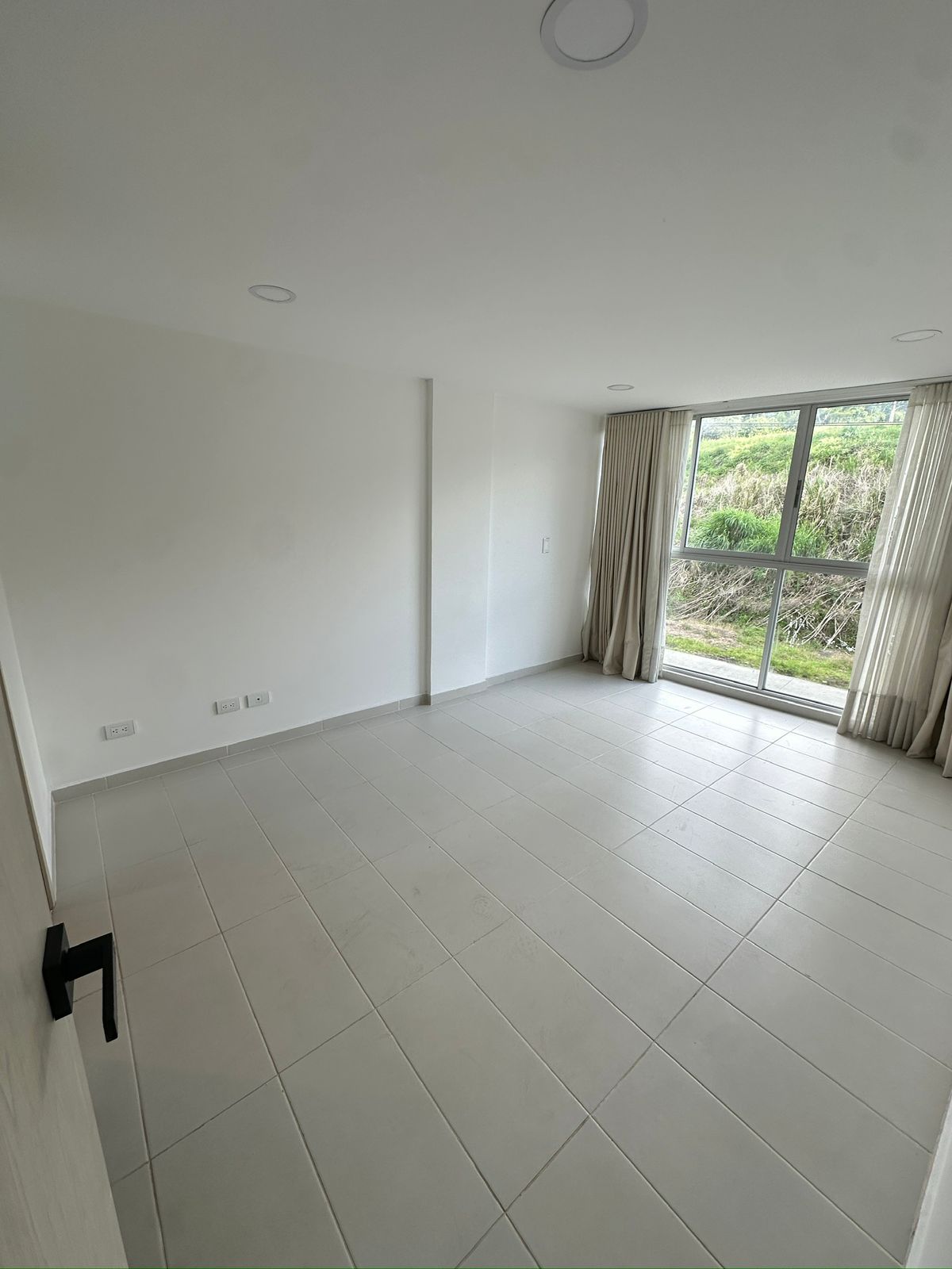 Apartamento en venta en Pinares, Pereira · foto 8 de 13