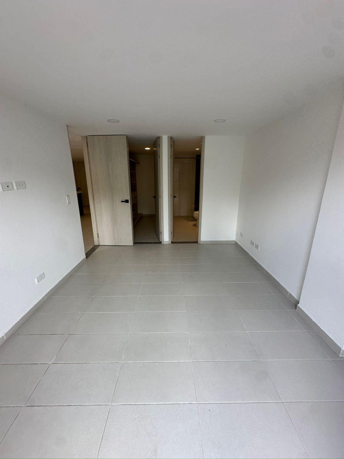 Apartamento en venta en Pinares, Pereira · foto 9 de 13