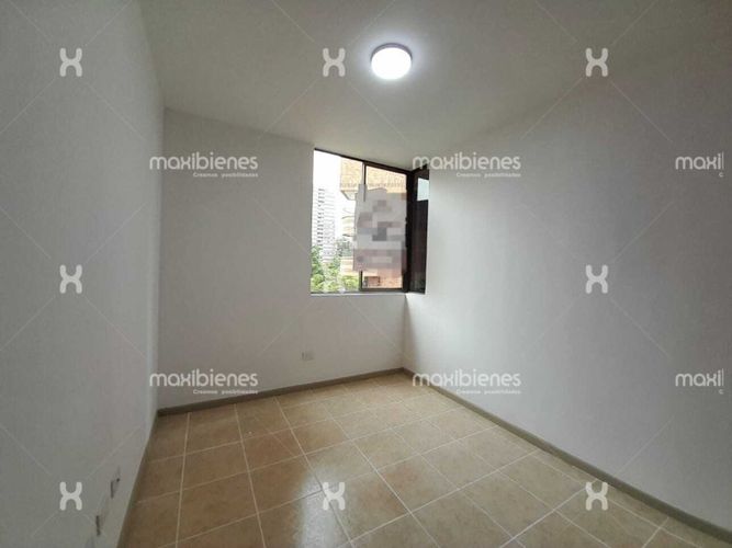 Apartamento de 3 alcobas en arriendo en Los Balsos, Medellín, 94 m² · foto 4 de 21