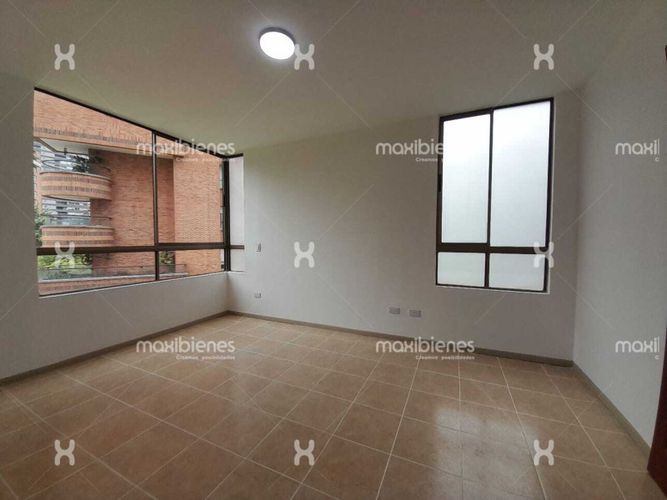 Apartamento de 3 alcobas en arriendo en Los Balsos, Medellín, 94 m² · foto 5 de 21