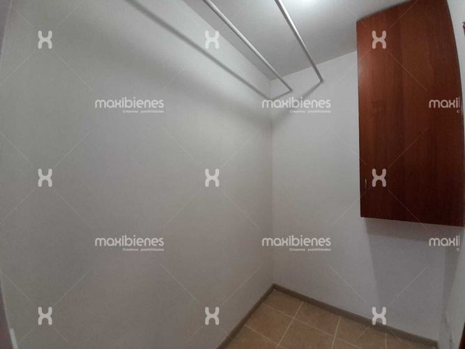 Apartamento de 3 alcobas en arriendo en Los Balsos, Medellín, 94 m² · foto 7 de 21