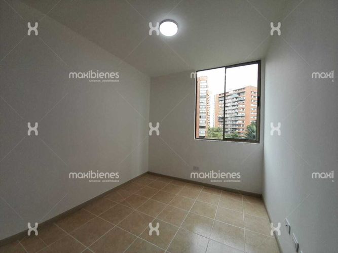 Apartamento de 3 alcobas en arriendo en Los Balsos, Medellín, 94 m² · foto 9 de 21
