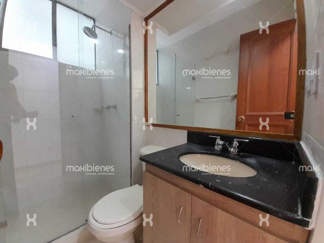 Apartamento de 3 alcobas en arriendo en Los Balsos, Medellín, 94 m² · foto 19 de 21