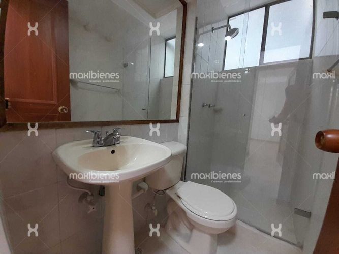 Apartamento de 3 alcobas en arriendo en Los Balsos, Medellín, 94 m² · foto 20 de 21
