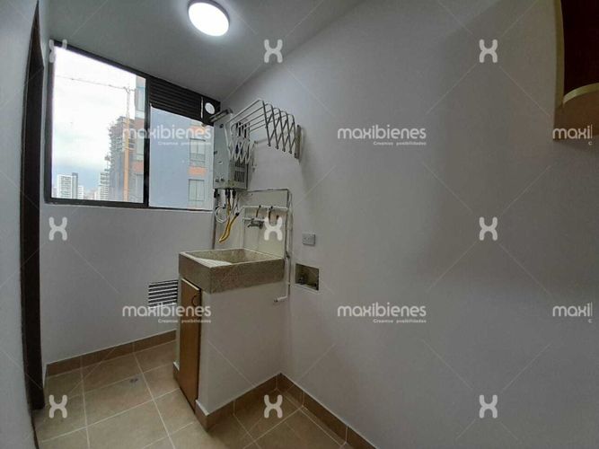 Apartamento de 3 alcobas en arriendo en Los Balsos, Medellín, 94 m² · foto 21 de 21