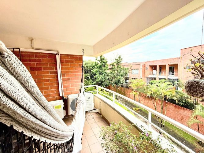 Apartamento de 4 alcobas en venta en Ciudad Jardin, Cali, 132 m² · foto 9 de 12