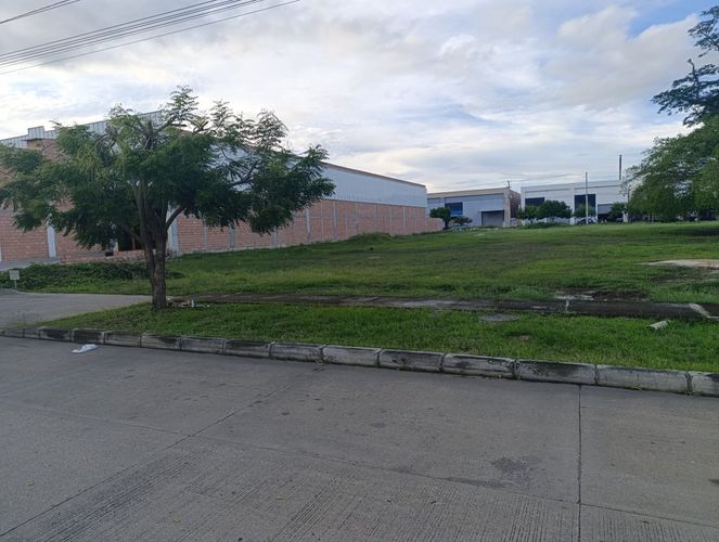 Lote en venta en Loma Grande, Montería, 1502 m² · foto 4 de 12