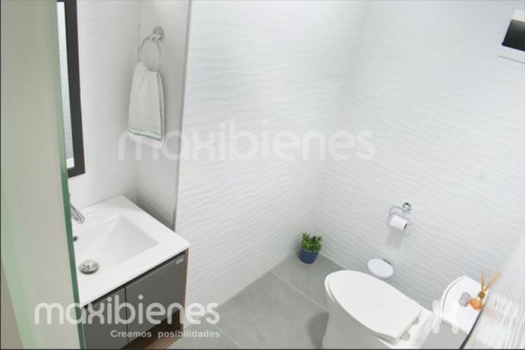 Oficina en arriendo en Los Balsos, Medellín, 35 m² · foto 3 de 5