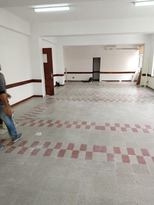 Oficina en arriendo en La Candelaria, Medellín, 380 m² · foto 3 de 14