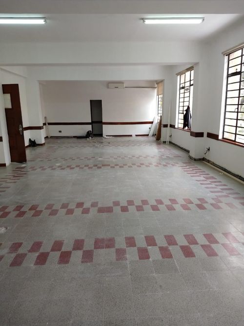 Oficina en arriendo en La Candelaria, Medellín, 380 m² · foto 4 de 14