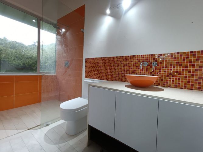 Casa de 5 alcobas en venta en Loma Del Escobero, Envigado, 400 m² · foto 13 de 24