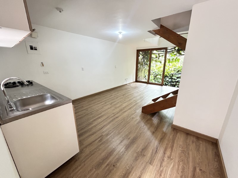 Apartaestudio en arriendo en El Poblado, Medellín · foto 6 de 24