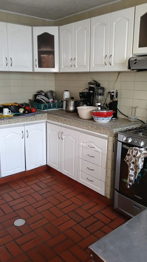 Casa de 5 alcobas en venta en Cr. Arboleda, Girón, 190 m² · foto 4 de 24