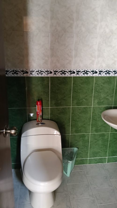 Casa de 5 alcobas en venta en Cr. Arboleda, Girón, 190 m² · foto 9 de 24
