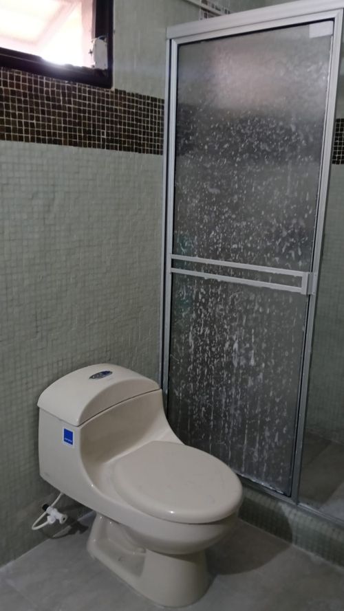 Casa de 5 alcobas en venta en Cr. Arboleda, Girón, 190 m² · foto 6 de 24