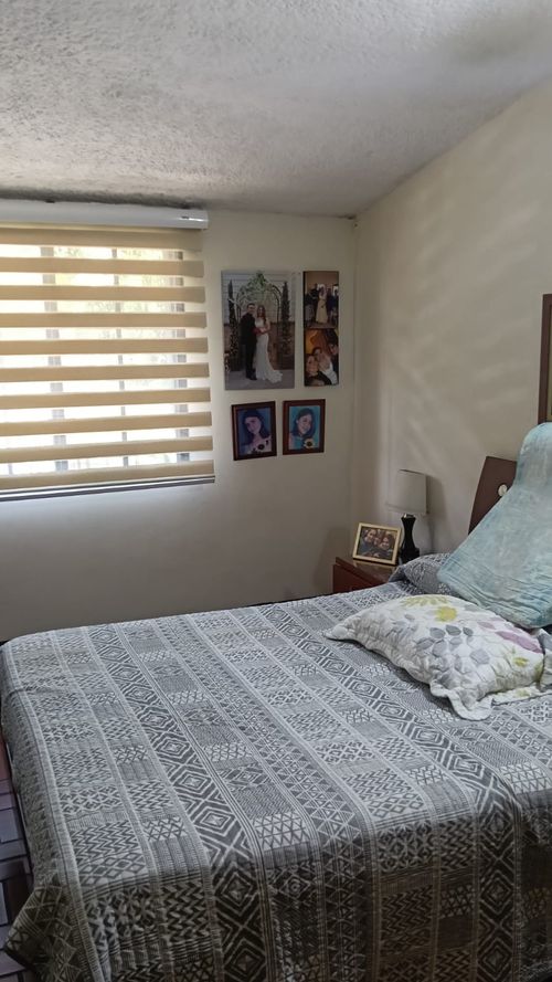 Casa de 5 alcobas en venta en Cr. Arboleda, Girón, 190 m² · foto 2 de 24