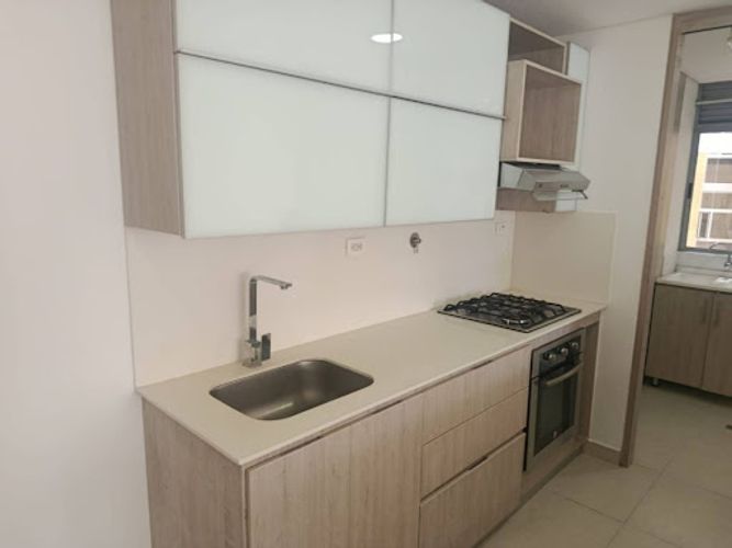 Apartamento de 3 alcobas en arriendo en Vía Las Palmas, Medellín, 102 m² · foto 2 de 24