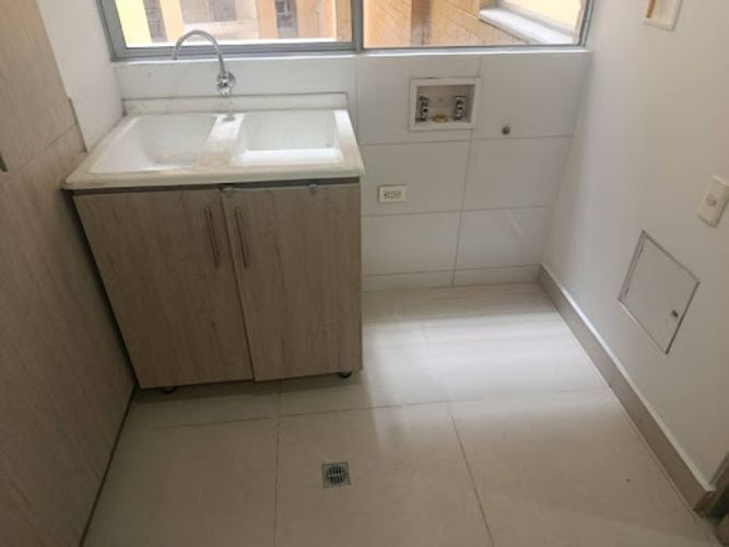Apartamento de 3 alcobas en arriendo en Vía Las Palmas, Medellín, 102 m² · foto 3 de 24