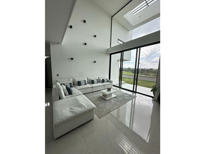 Casa de 4 alcobas en venta en Ruitoque Alto, Floridablanca, 340 m² · foto 5 de 24
