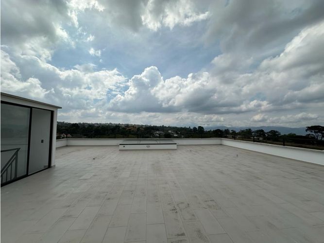 Casa de 4 alcobas en venta en Ruitoque Alto, Floridablanca, 340 m² · foto 13 de 24