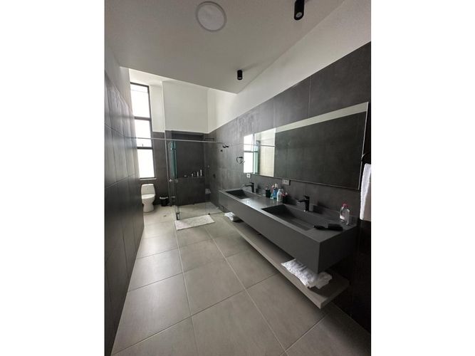 Casa de 4 alcobas en venta en Ruitoque Alto, Floridablanca, 340 m² · foto 20 de 24