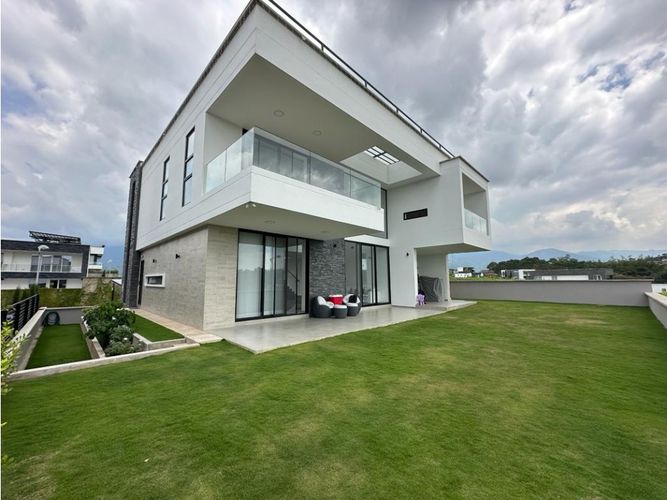 Casa de 4 alcobas en venta en Ruitoque Alto, Floridablanca, 340 m² · foto 23 de 24