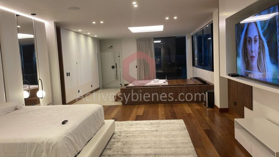 Casa de 6 alcobas en venta en Llano Grande, Rionegro · foto 4 de 17