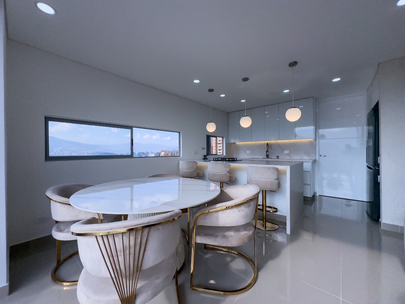 Apartamento en arriendo en Santa Maria De Los Angeles, Medellín · foto 2 de 15