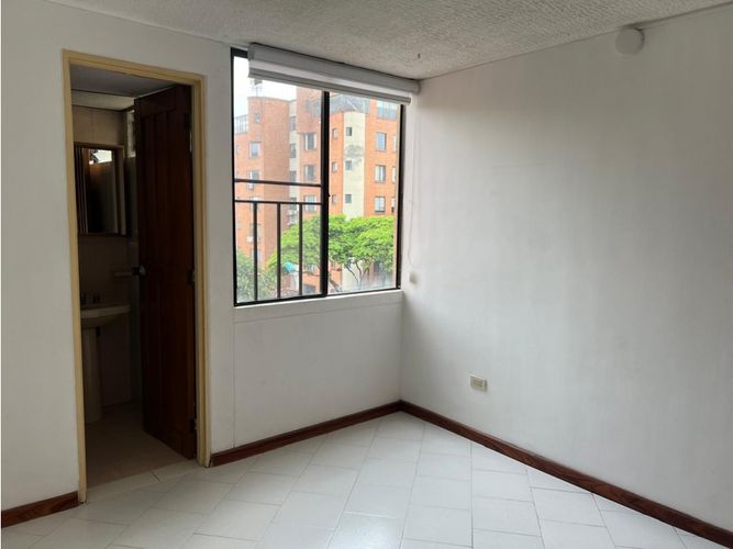 Apartamento en venta en Ciudad Jardin, Cali, 97 m² · foto 3 de 12